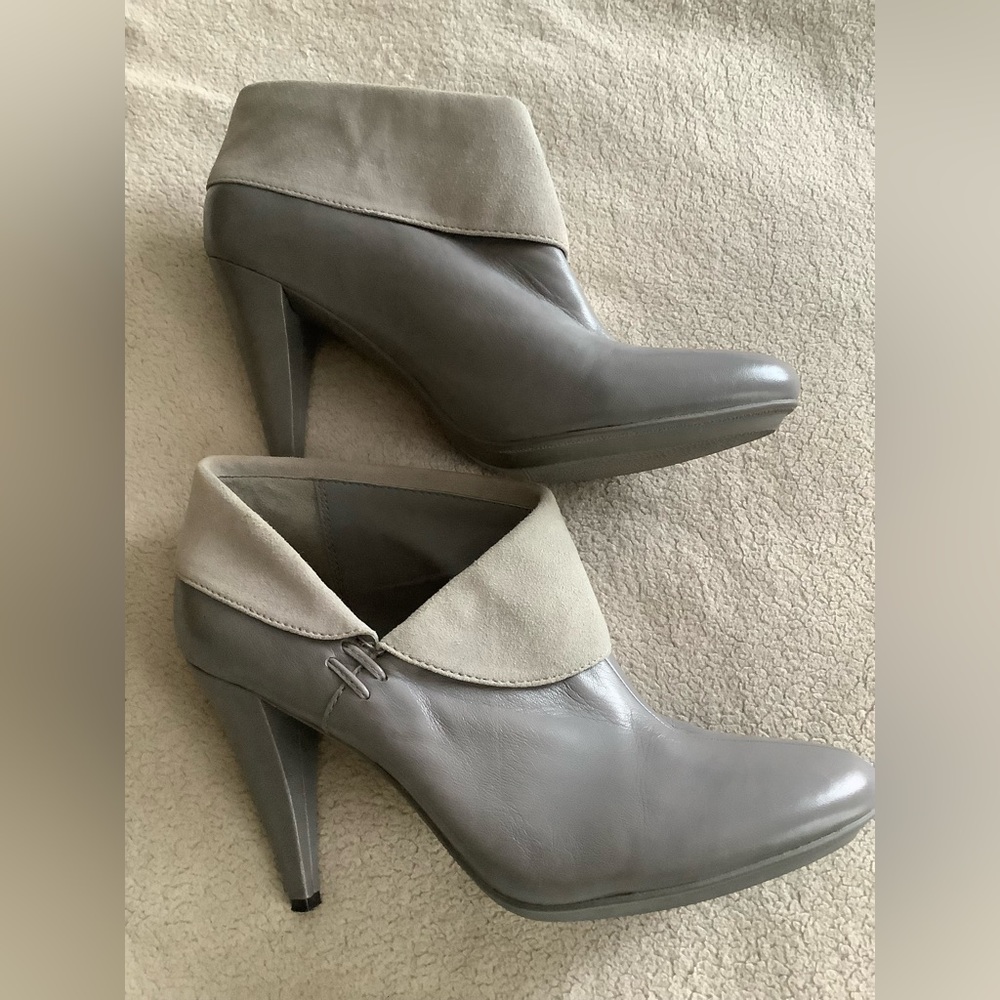 Coach Annika Ladies Shoes View 3